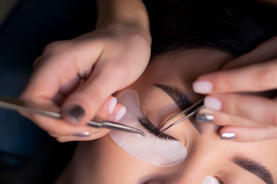 Lashes & brows